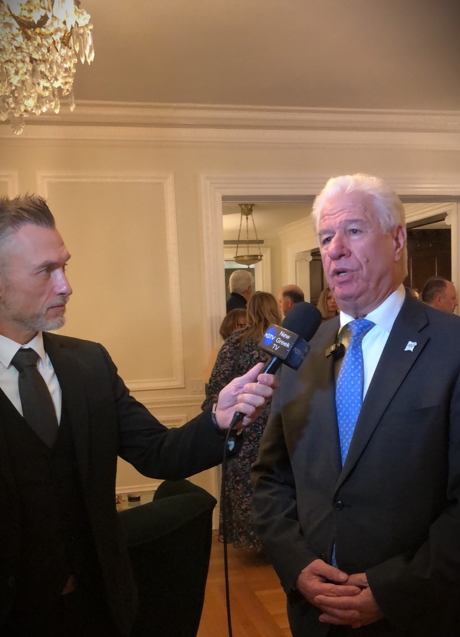 ΓΕΥΜΑ ΣΕ ΠΡΟΞΕΝΕΙΟ Ν.Υ. (3)