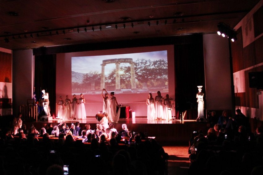 ART AWARDS, ΕΝΑΡΞΗ.