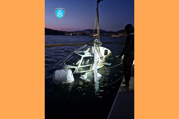 M YhyIKVz.width 1600