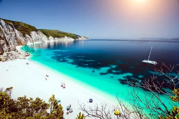 Η άγνωστη παραλία Φτέρη, στην Κεφαλλονιά.