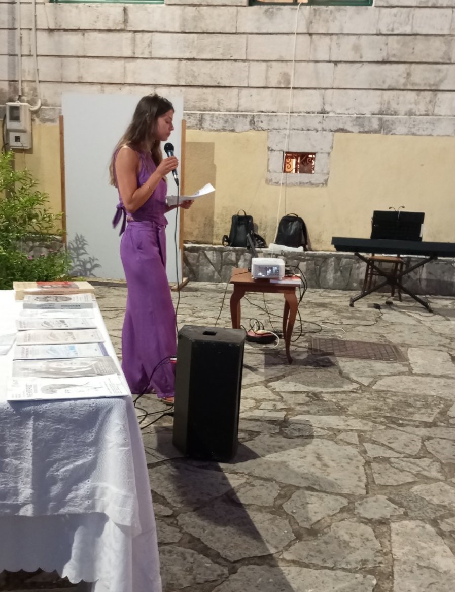 IMG-5e2ac370e7ffe2d5f68c8dc92b87e450-V