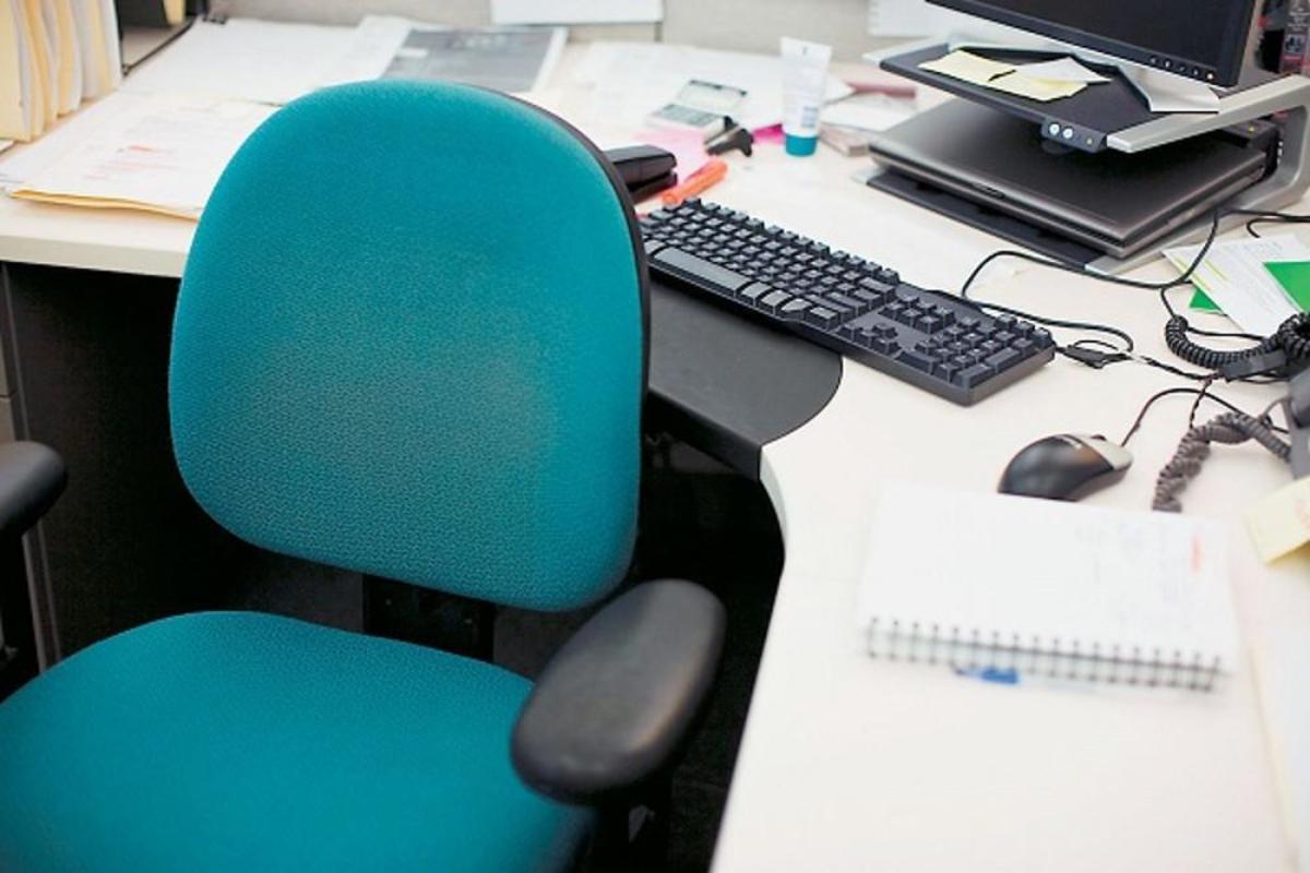 Άρση μονιμότητας στο Δημόσιο: «Γαλάζιοι» συνδικαλιστές κατά Μητσοτάκη