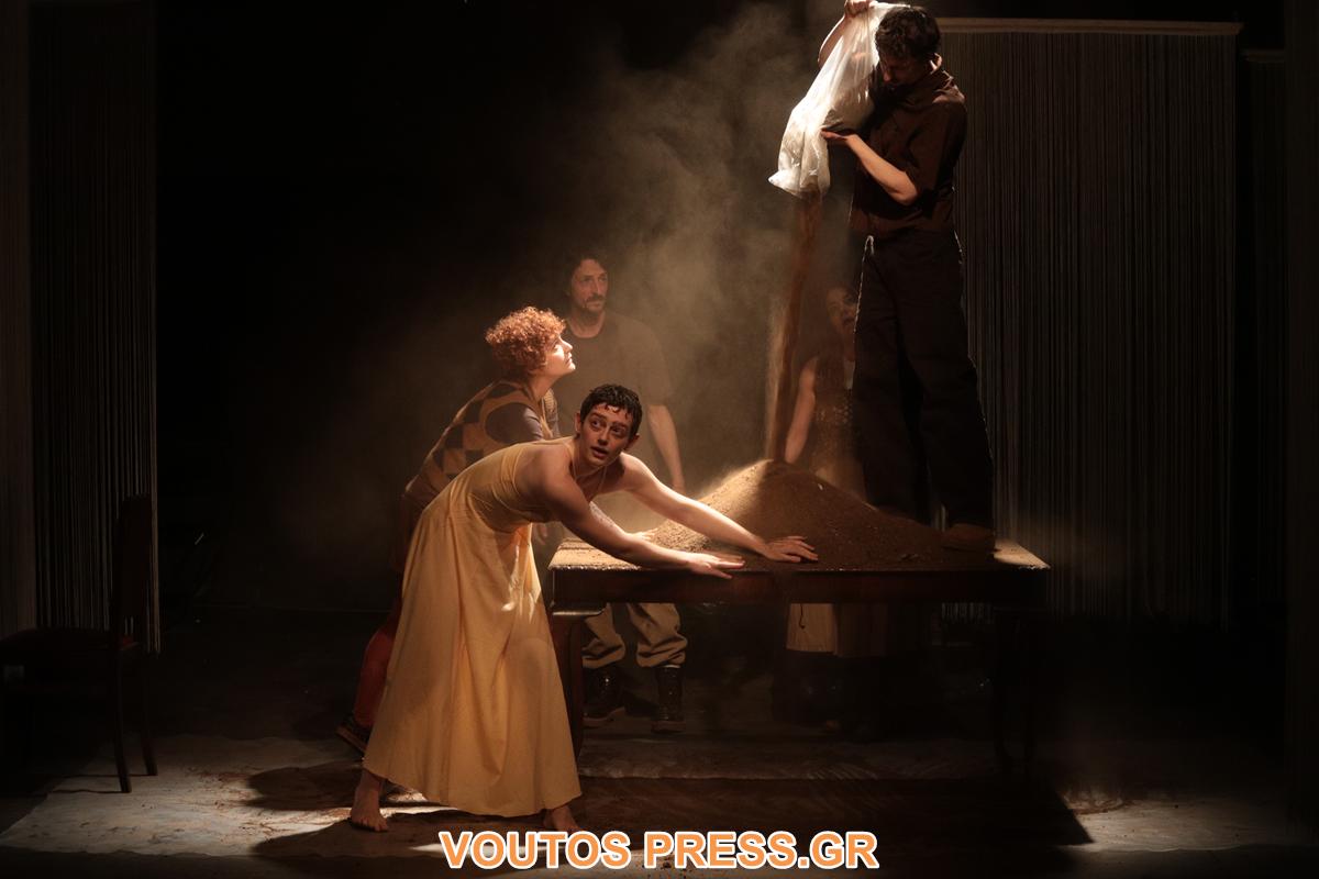 Την Κυριακή 15 Μαρτίου  Ώρα 20:30   Δημοτικό Θέατρο Αργοστολίου “ο Κέφαλος”