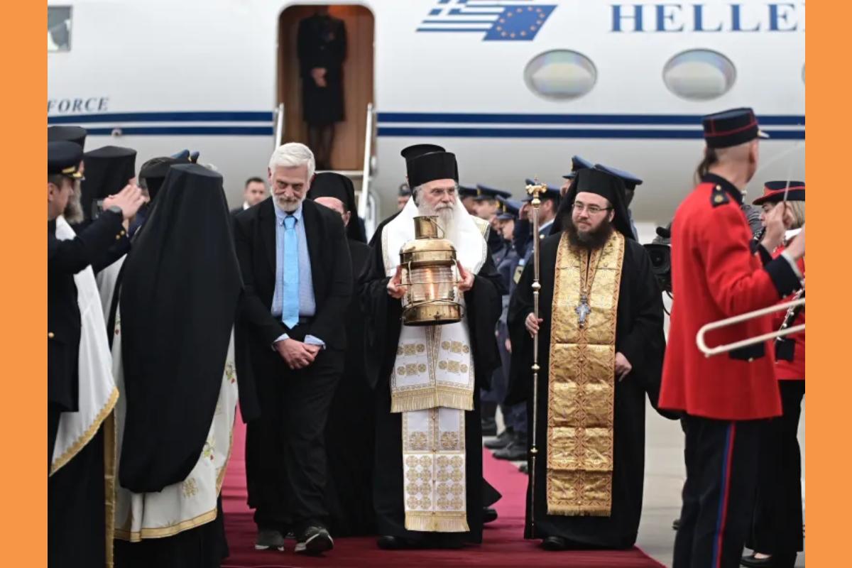 Agio Fos Eurokinissi.jpg (Copy)