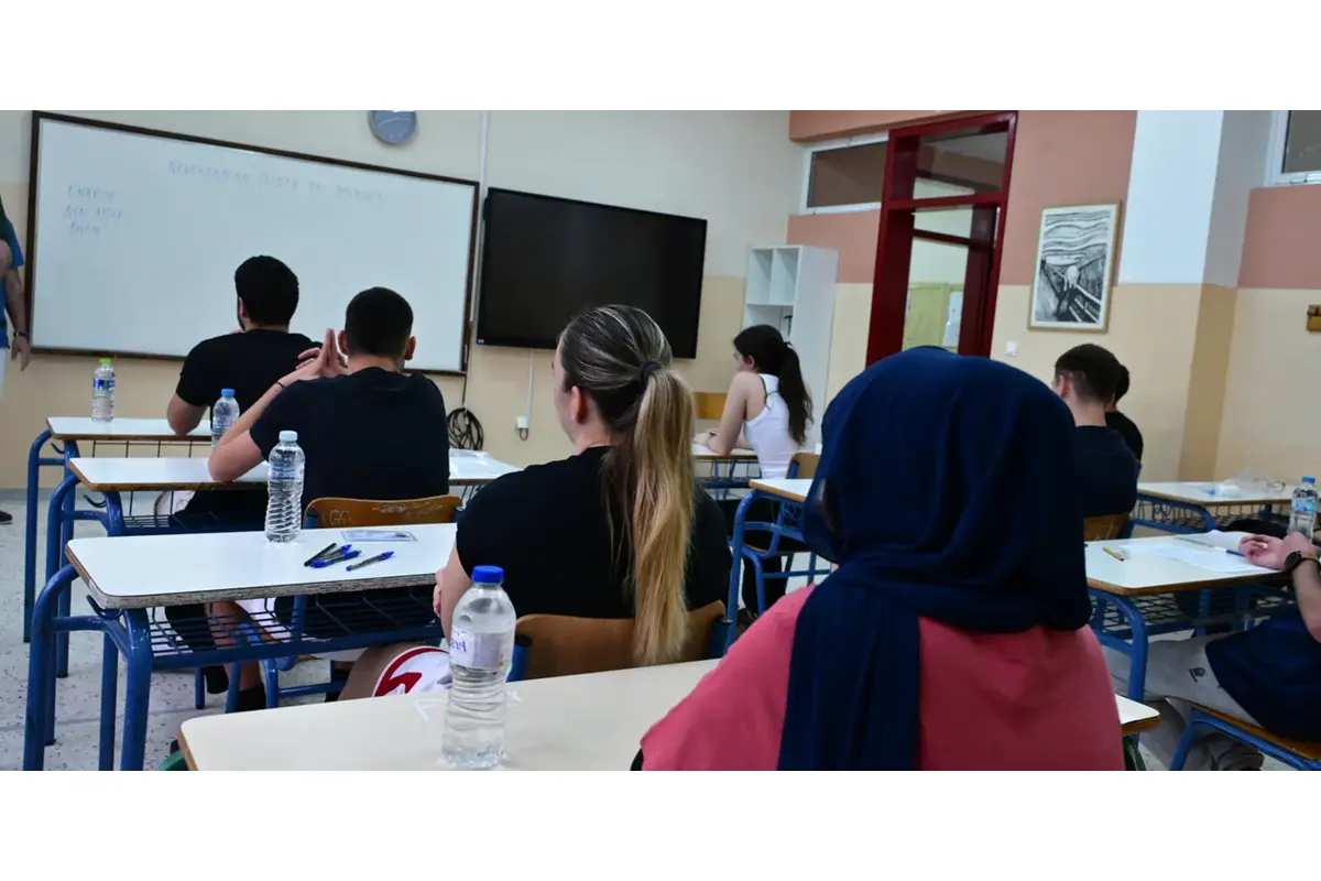 Πανελλήνιες 2026: Αυτά είναι τα θέματα που «έπεσαν» στη Νεοελληνική Γλώσσα και Λογοτεχνία.
