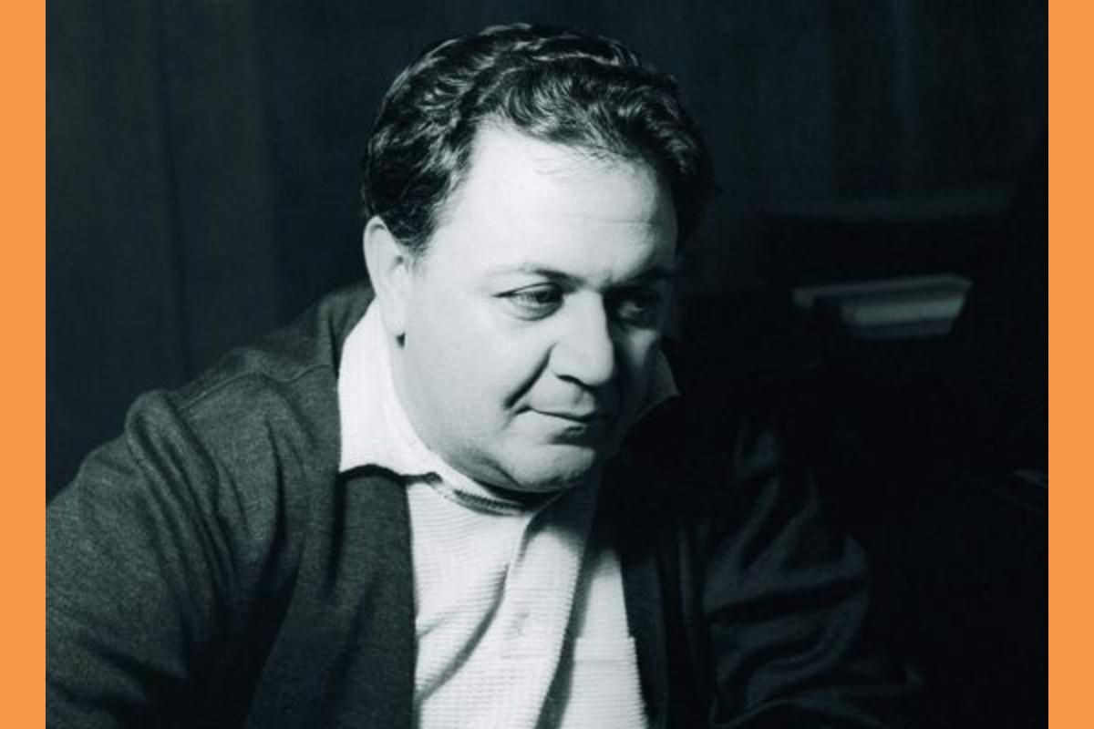 Manos Xatzidakis (Copy)