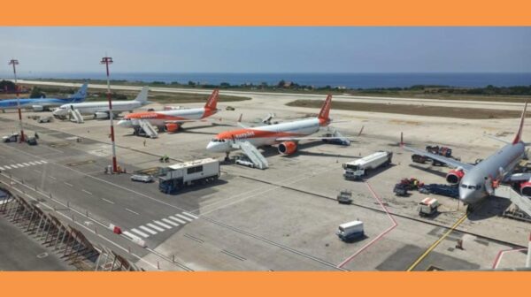 airport-κεφαλονια-αεροδρομιο-768×355 (Copy)