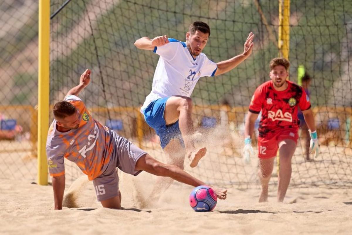 Θριαμβευτική πρόκριση για τον AO Kefallinia Beach Soccer στη Nazaré