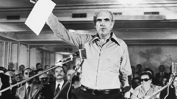Andreas_Papandreou-idritiki_PASOK