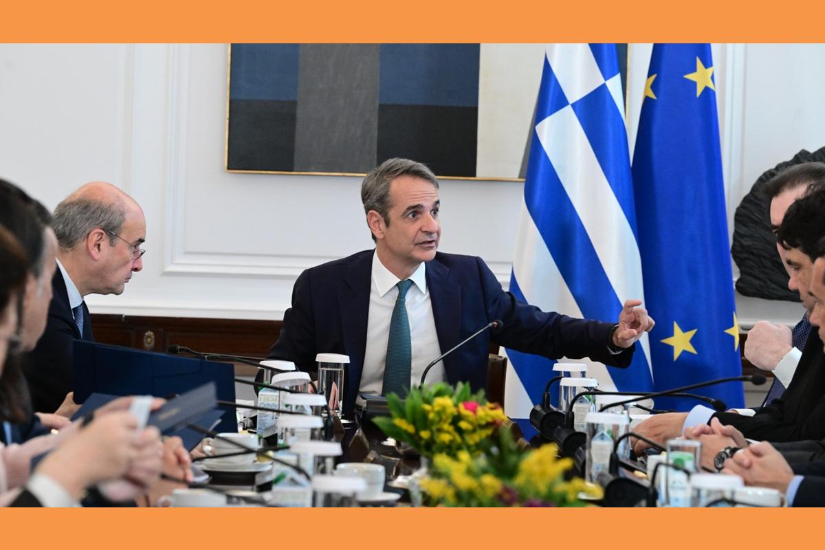 Mitsotakis Ypourgiko 271125 (Copy)