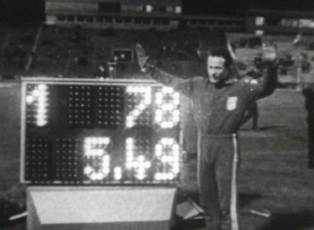 Xristos Papanikolaou Record